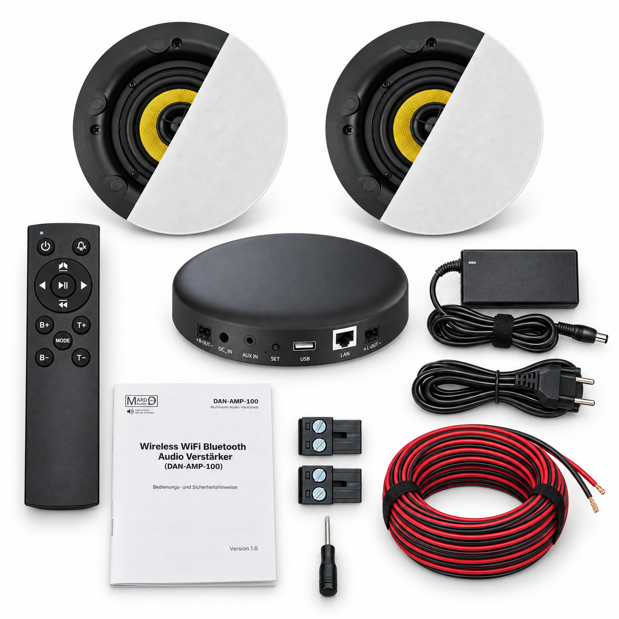 Lieferumfangsansicht des DAN-AMP-100 DL Sets mit Verstärker, Lautsprecherpaar, Fernbedienung, Netzteil, Kabel und Anleitung